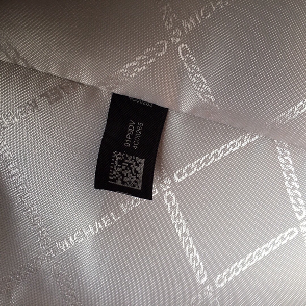 マイケルコースバッグ角部分ディテール